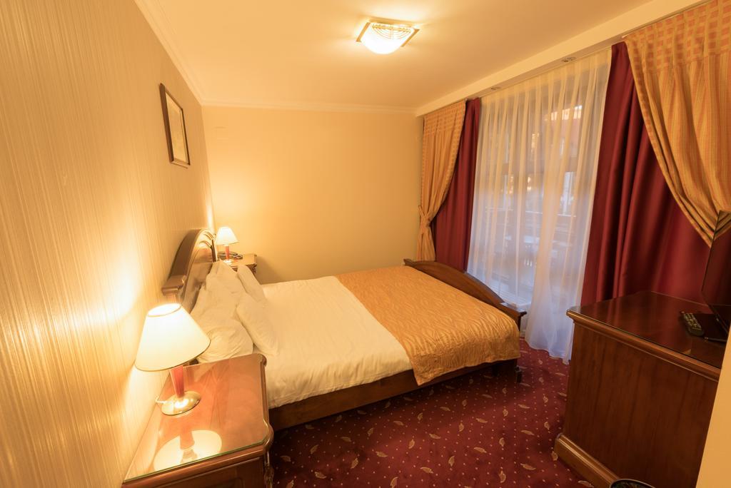 Edelweiss Poiana Hotels Poiana Brașov Zimmer foto