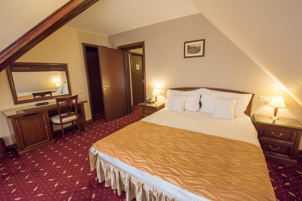 Edelweiss Poiana Hotels Poiana Brașov Zimmer foto