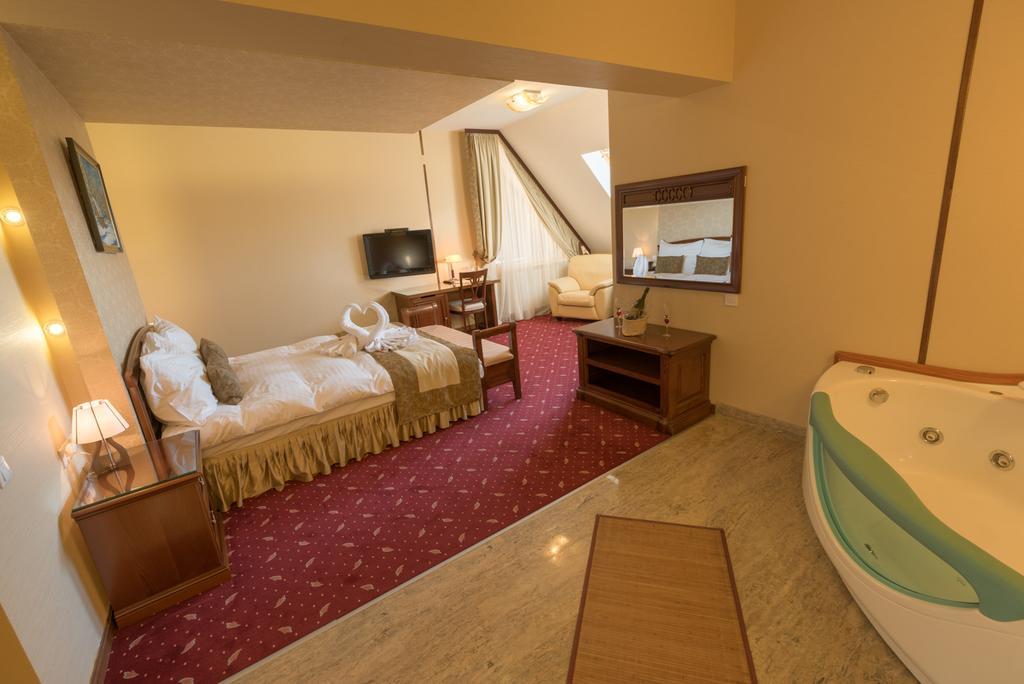 Edelweiss Poiana Hotels Poiana Brașov Exterior foto